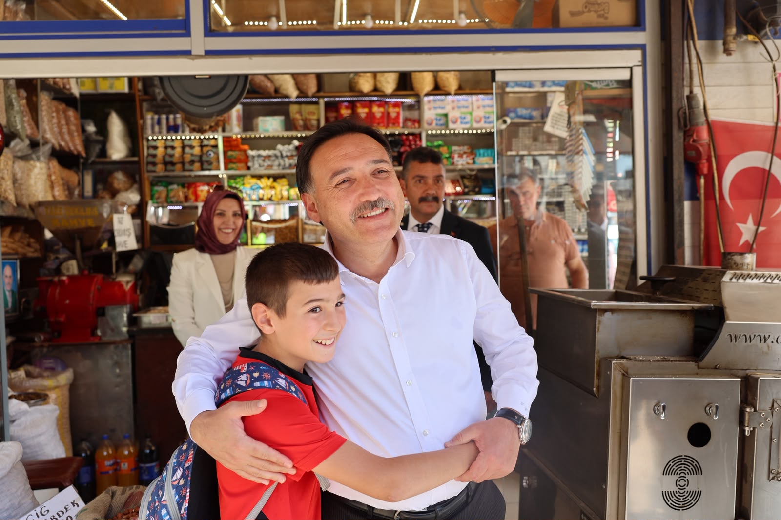 Vali ÇİÇEK